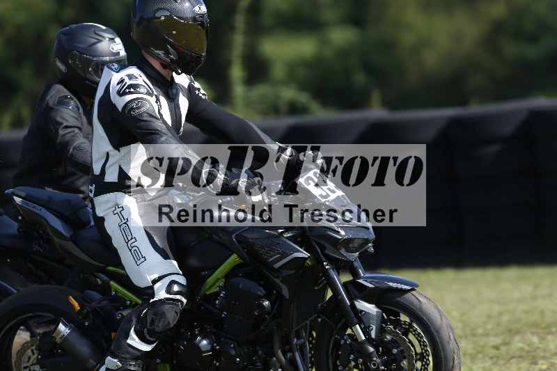 /44 09.08.2025 Plüss Moto Sport ADR/Freies Fahren/333